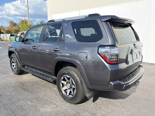 Magnetic Gray Metallic 2018 Toyota 4Runner TRD Off Road Premium