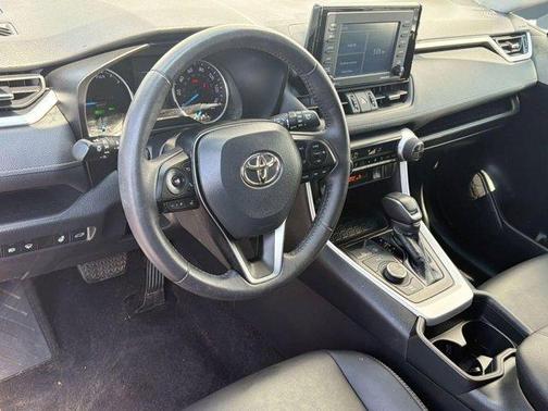 2021 Toyota RAV4 Hybrid XLE Premium