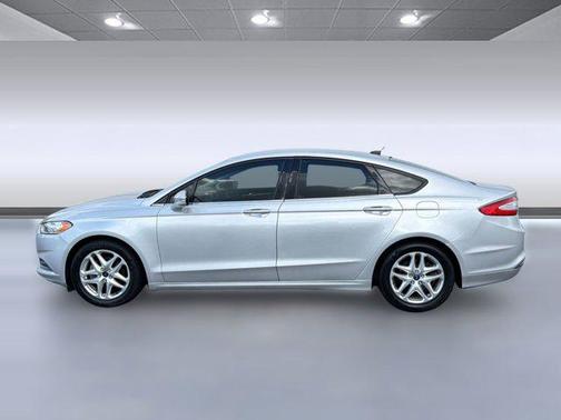 Ingot Silver 2013 Ford Fusion SE