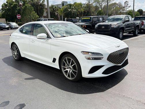 Uyuni White 2025 Genesis G70 2.5T AWD