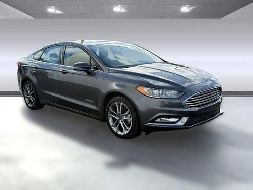 2017 Ford Fusion Hybrid SE