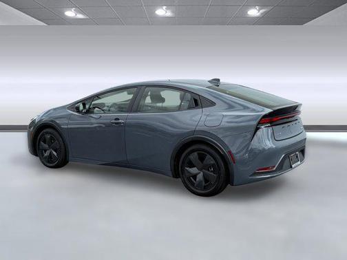 2023 Toyota Prius LE