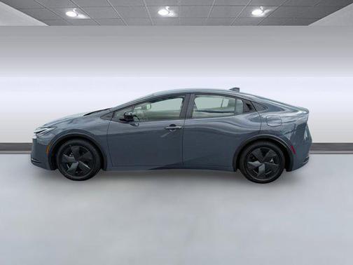 2023 Toyota Prius LE