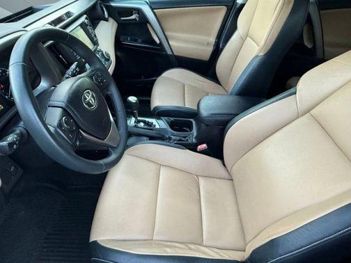 2016 Toyota RAV4 Limited