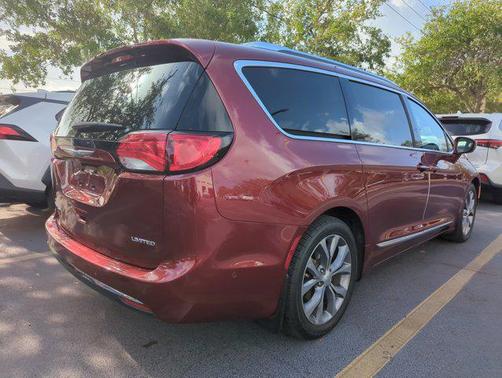 2018 Chrysler Pacifica Limited