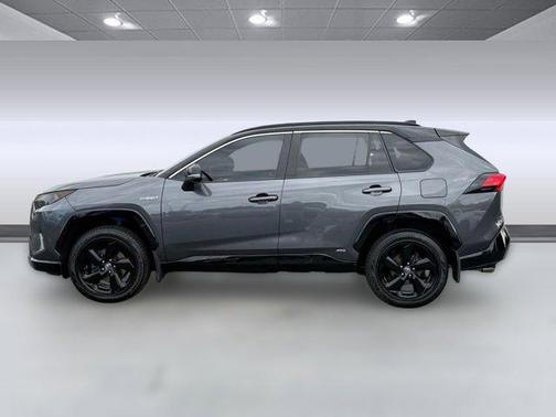2020 Toyota RAV4 Hybrid SE