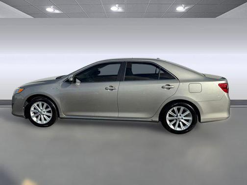 2014 Toyota Camry Hybrid XLE