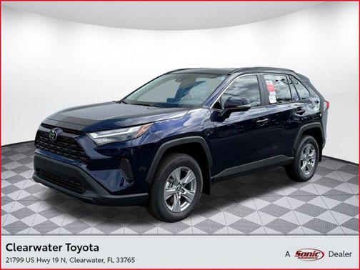 2025 Toyota RAV4 XLE