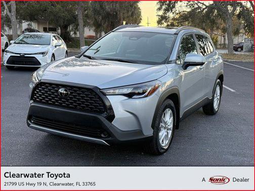 2024 Toyota Corolla Cross LE