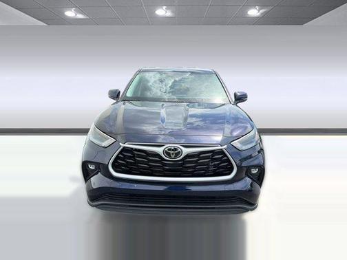 Blueprint 2025 Toyota Highlander LE