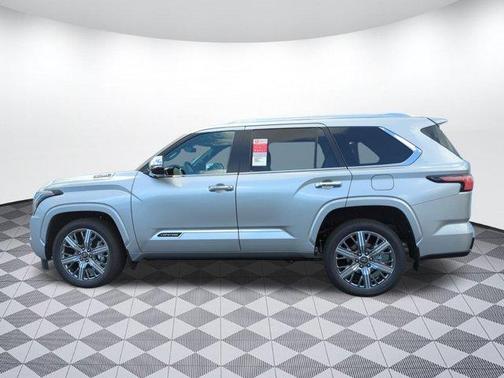 2025 Toyota Sequoia SR5