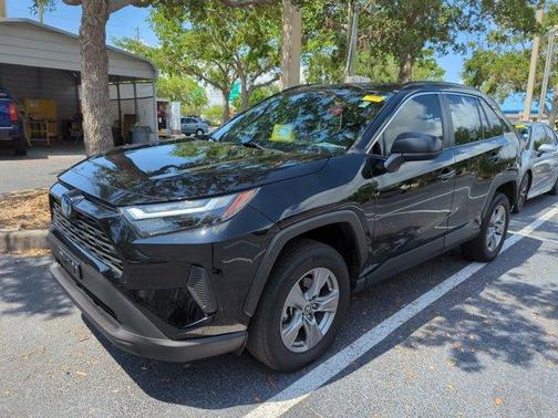 2024 Toyota RAV4 Hybrid LE