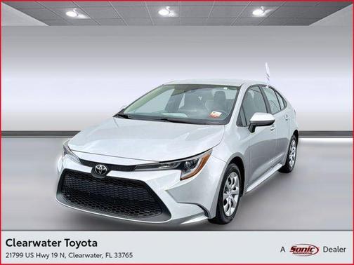 Classic Silver Metallic 2022 Toyota Corolla LE