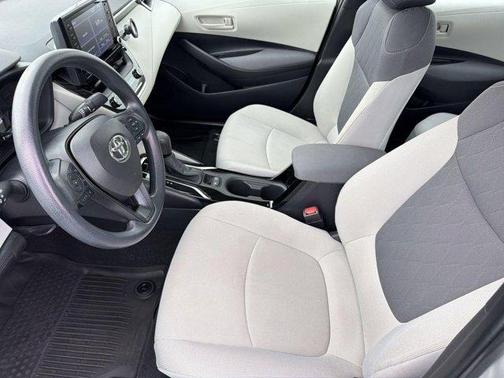 Classic Silver Metallic 2022 Toyota Corolla LE