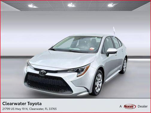 Classic Silver Metallic 2022 Toyota Corolla LE