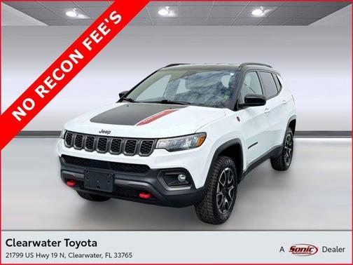 Diamond Black Crystal Pearlcoat 2025 Jeep Compass Trailhawk