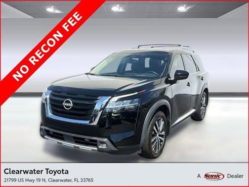 Super Black 2022 Nissan Pathfinder Platinum 2WD