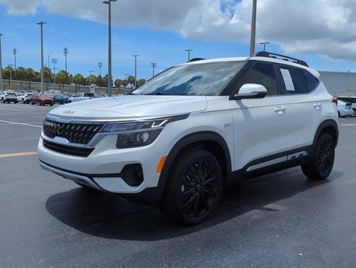 2022 Kia Seltos Nightfall Edition