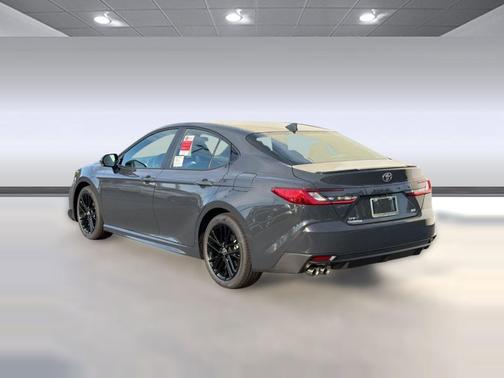 Underground 2026 Toyota Camry SE