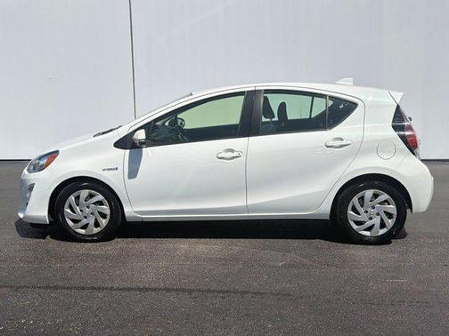 Super White 2015 Toyota Prius c Two