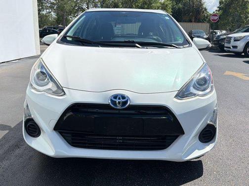 Super White 2015 Toyota Prius c Two