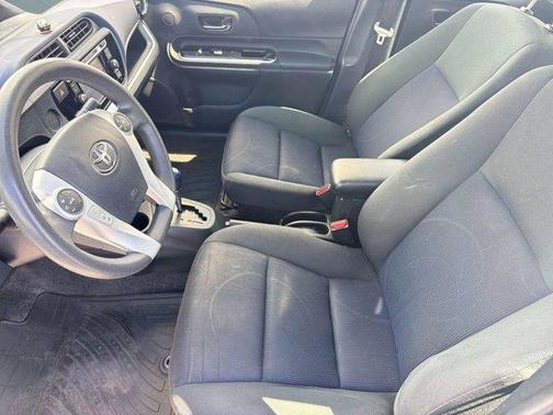 Super White 2015 Toyota Prius c Two