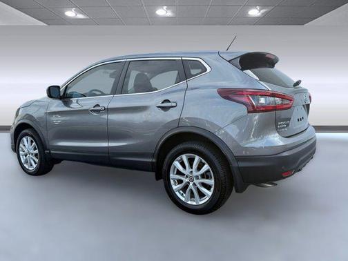 2022 Nissan Rogue Sport S
