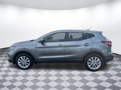 2022 Nissan Rogue Sport S
