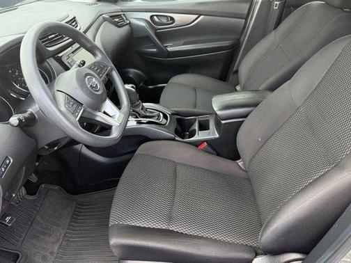 2022 Nissan Rogue Sport S
