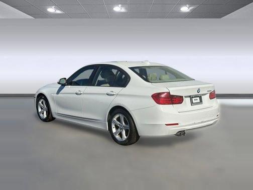 2015 BMW 328 328i (4dr Sdn 328i RWD)