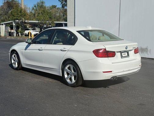 2015 BMW 328 328i (4dr Sdn 328i RWD)