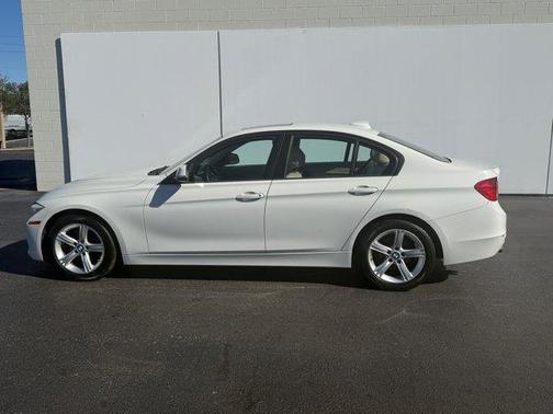 2015 BMW 328 328i (4dr Sdn 328i RWD)