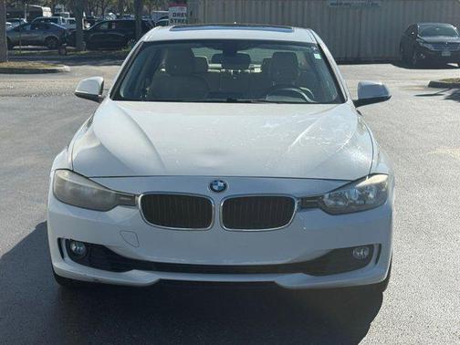 2015 BMW 328 328i (4dr Sdn 328i RWD)