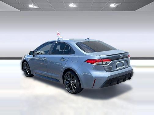 Celestite 2023 Toyota Corolla Hybrid SE
