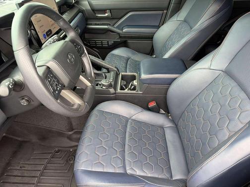Black 2025 Toyota 4Runner Hybrid Platinum