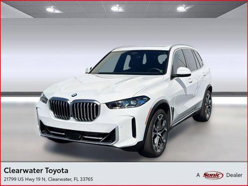 Alpine White 2024 BMW X5 sDrive40i