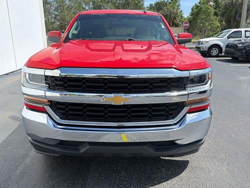 Red 2019 Chevrolet Silverado 1500 LT
