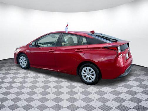 2019 Toyota Prius XLE