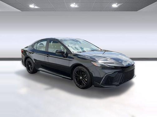 Midnight Black Metallic 2025 Toyota Camry SE