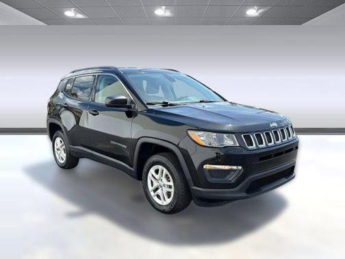 Diamond Black Crystal Pearlcoat 2021 Jeep Compass Sport