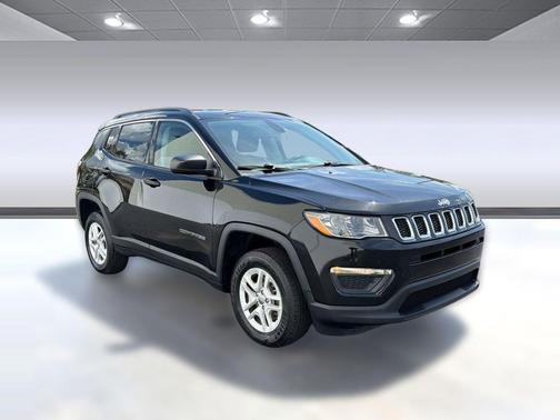 Diamond Black Crystal Pearlcoat 2021 Jeep Compass Sport