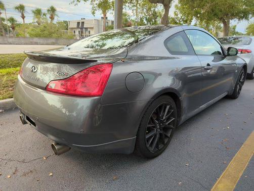 2015 INFINITI Q60 S Limited
