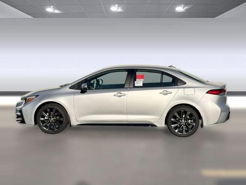 Classic Silver Metallic 2026 Toyota Corolla SE