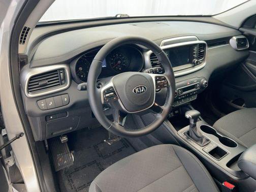 2020 Kia Sorento S