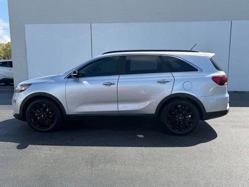 2020 Kia Sorento S