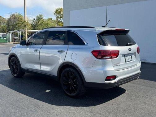 2020 Kia Sorento S