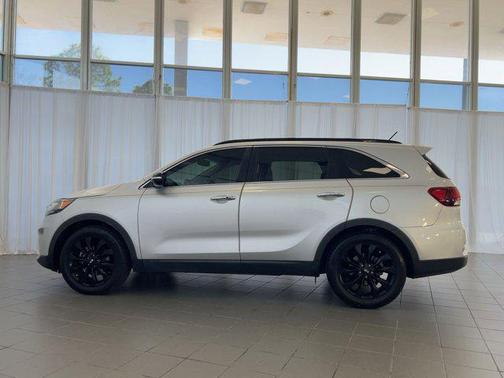 2020 Kia Sorento S