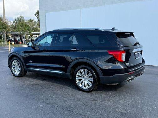 2022 Ford Explorer King Ranch