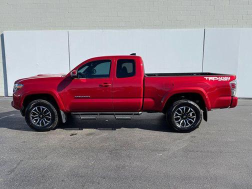 2021 Toyota Tacoma TRD Sport