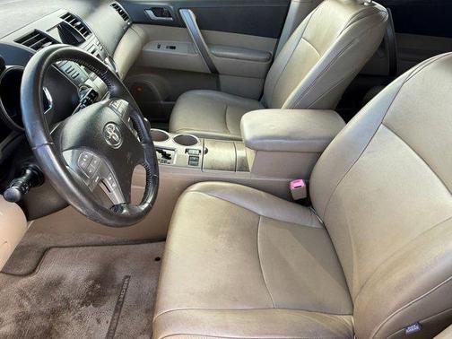 2008 Toyota Highlander Sport
